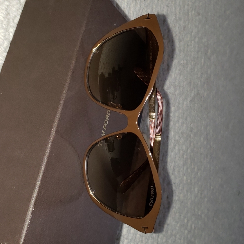 Tom Ford sunglasses - Picture 2 of 6